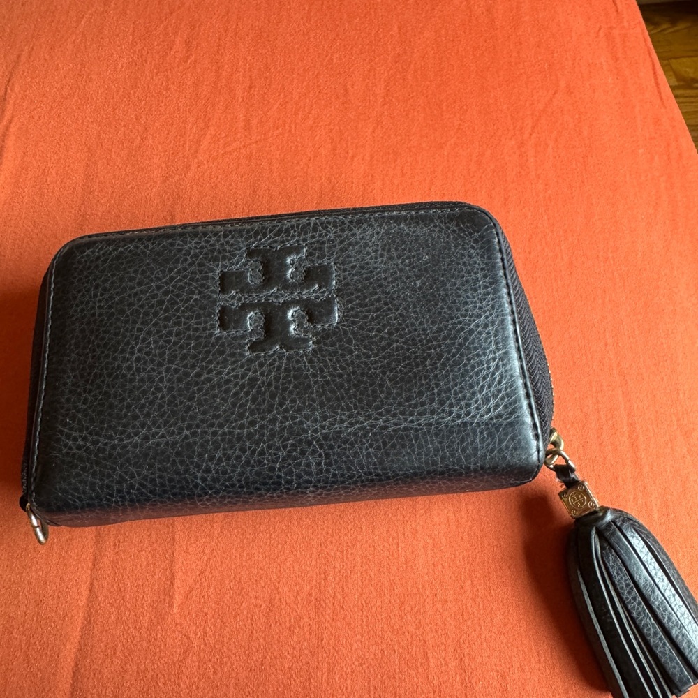 Tory Burch Black Textured Leather Clutch